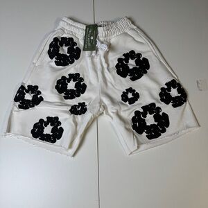 Denim Tears Shorts White Cotton Wreath Logo Streetwear Mens Unisex